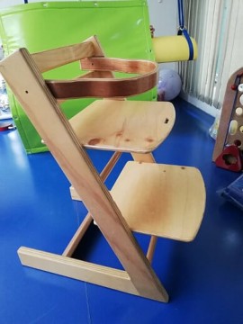 Mesa Infantil con sillas - Productos Terapia León
